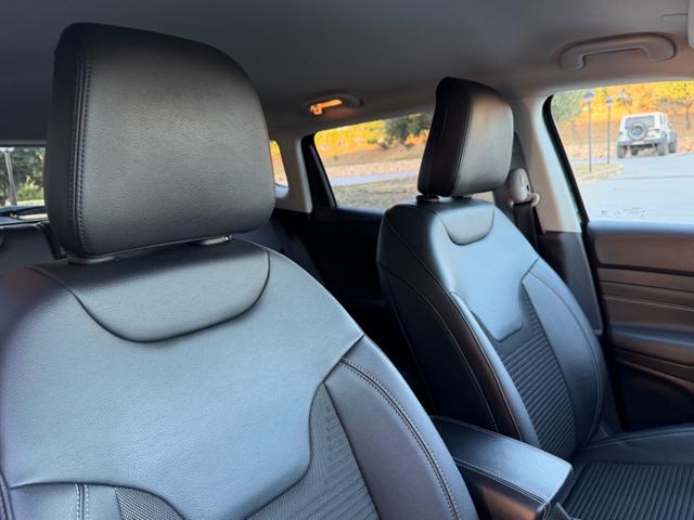 JEEP Compass usata, con Sedile posteriore sdoppiato