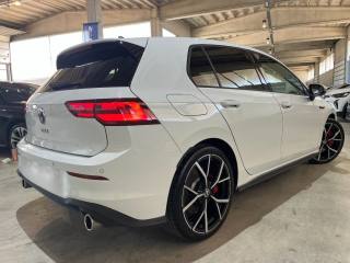 VOLKSWAGEN Golf usata, con Airbag