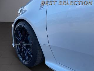TOYOTA Yaris usata, con Autoradio