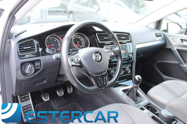 VOLKSWAGEN Golf usata, con Airbag laterali