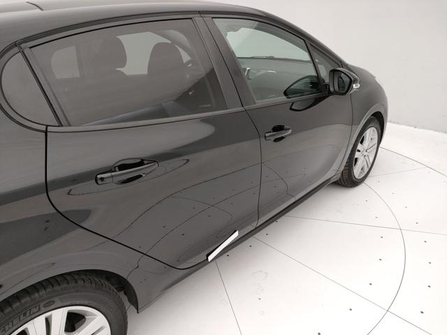 PEUGEOT 208 usata, con Hill holder