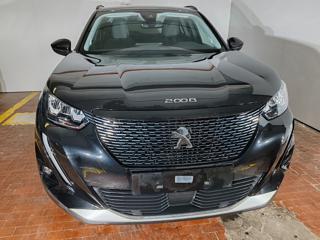 PEUGEOT 2008 usata, con Airbag