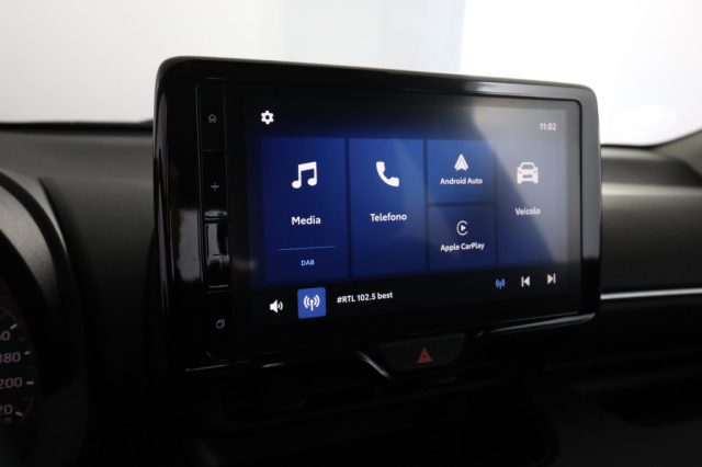 TOYOTA Yaris usata 6