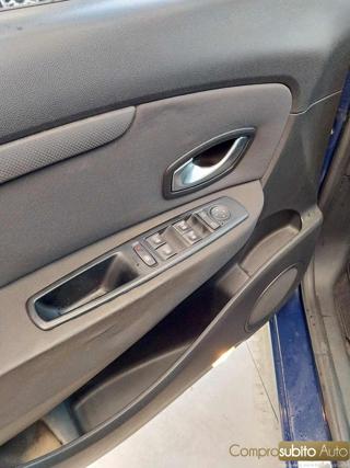 RENAULT Scenic usata 22