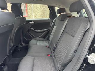 MERCEDES-BENZ B 180 usata, con Boardcomputer