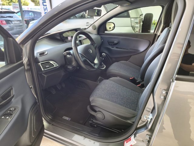 LANCIA Ypsilon usata, con Controllo trazione