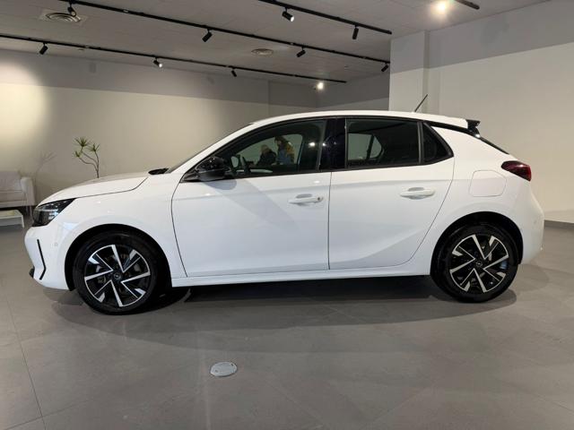 OPEL Corsa usata, con Boardcomputer