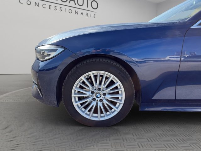 BMW 320 usata, con Bluetooth