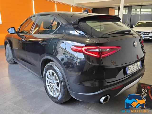 ALFA ROMEO Stelvio usata, con Autoradio