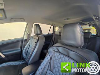 TOYOTA RAV 4 usata, con Bluetooth