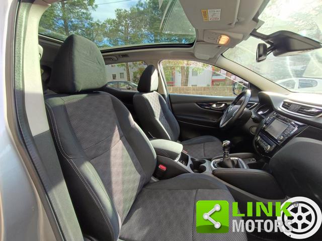 NISSAN Qashqai usata, con Controllo automatico clima