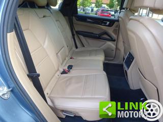 PORSCHE Cayenne usata, con Volante in pelle