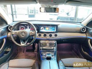 MERCEDES-BENZ E 220 usata, con ESP