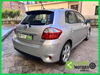 TOYOTA Auris usata, con Autoradio