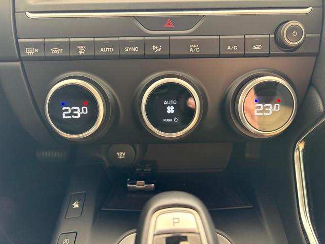 JAGUAR E-Pace usata, con Vetri oscurati