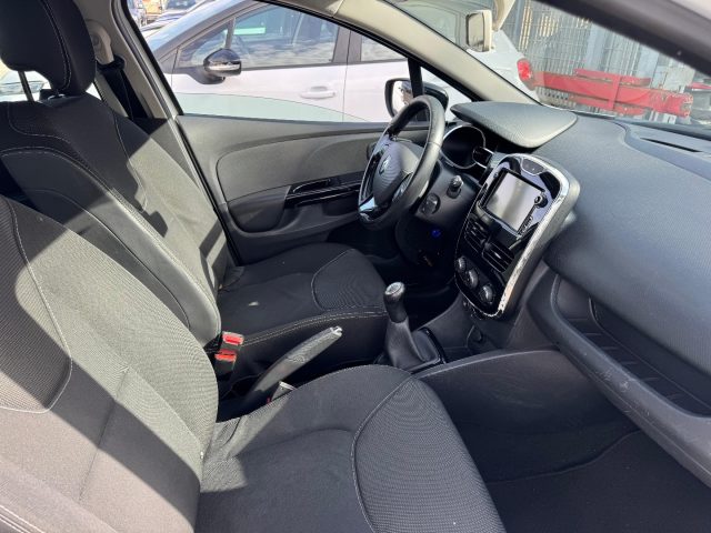 RENAULT Clio usata, con Controllo trazione