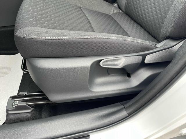 TOYOTA Yaris Cross usata, con Bracciolo