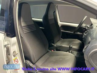 VOLKSWAGEN up! usata, con Autoradio