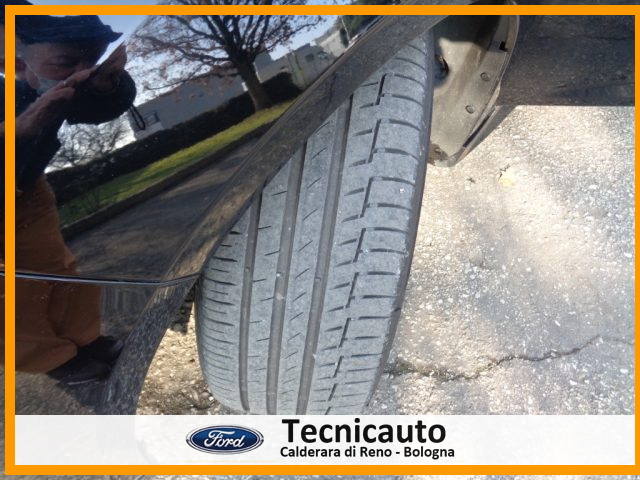 FORD Focus usata, con Bluetooth