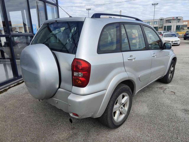 TOYOTA RAV 4 usata, con Airbag laterali
