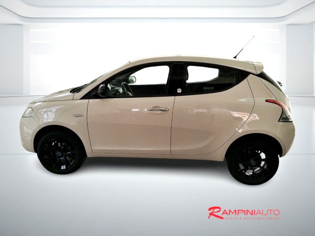 LANCIA Ypsilon usata 12
