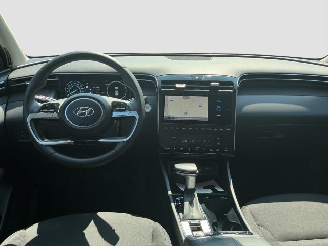 HYUNDAI Tucson usata 10