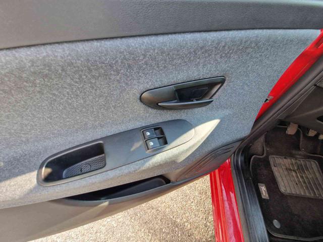 LANCIA Ypsilon usata, con USB