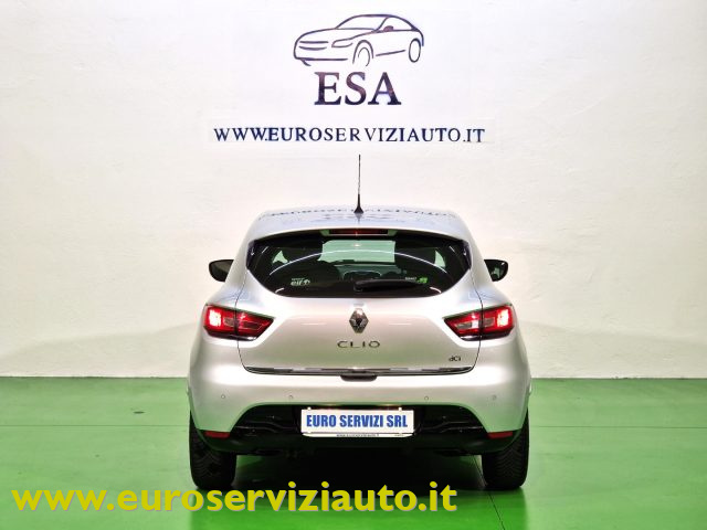 RENAULT Clio usata 9