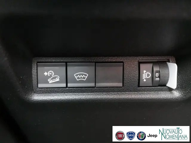 JEEP Avenger usata, con Cruise Control