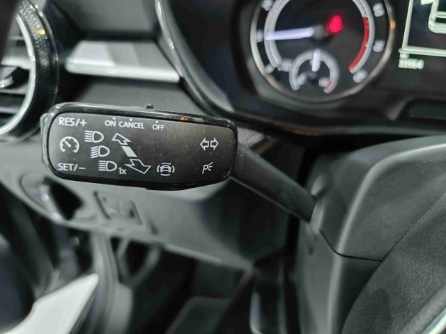 SKODA Fabia usata, con Specchietti laterali elettrici