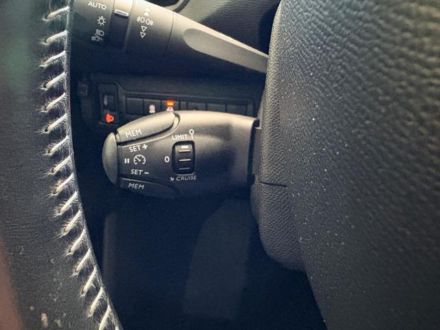 PEUGEOT 308 usata, con Park Distance Control