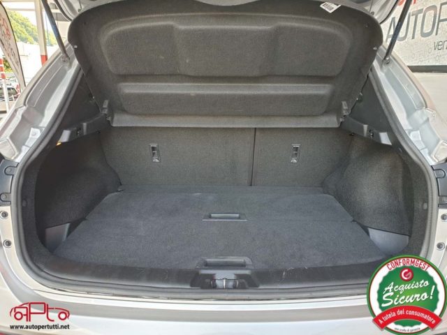 NISSAN Qashqai usata, con USB