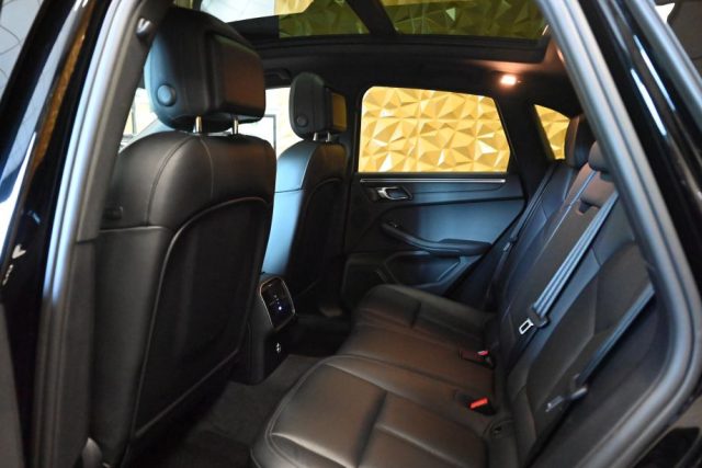 PORSCHE Macan usata 115