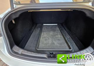 TESLA Model 3 usata, con Luci diurne LED