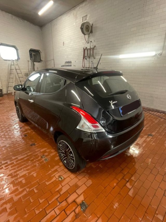 LANCIA Ypsilon usata, con Bluetooth