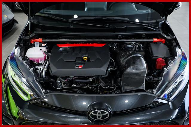 TOYOTA Yaris usata, con Servosterzo