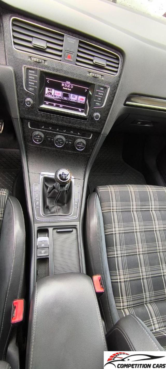 VOLKSWAGEN Golf GTD usata, con Controllo trazione