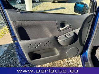 TOYOTA Yaris usata, con Chiusura centralizzata