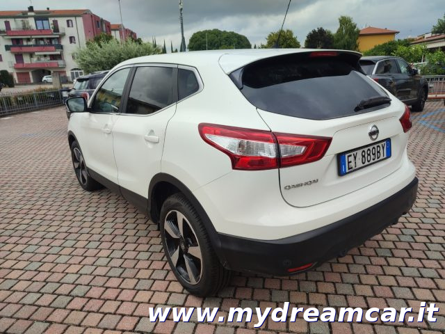 NISSAN Qashqai usata, con Autoradio
