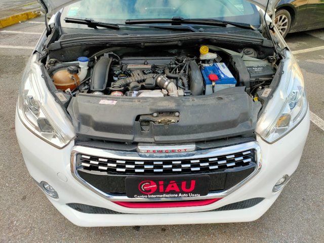 PEUGEOT 208 usata, con Vetri oscurati