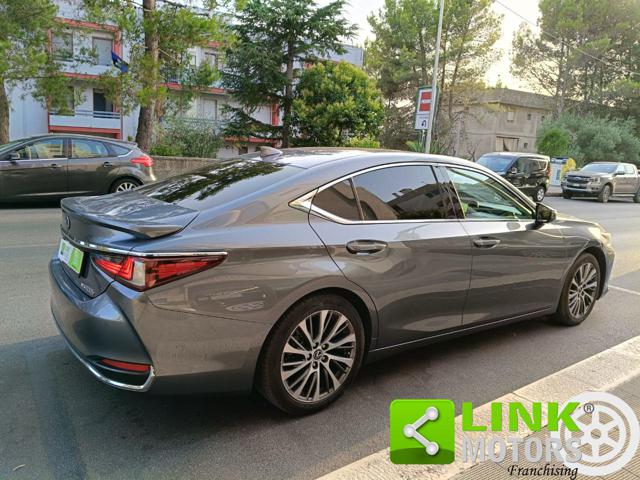 LEXUS ES 300 usata, con Airbag