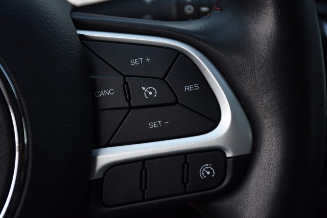 JEEP Compass usata, con Servosterzo