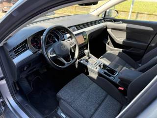 VOLKSWAGEN Passat Variant usata, con Climatizzatore