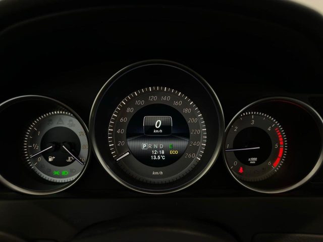 MERCEDES-BENZ C 220 usata, con Chiusura centralizzata