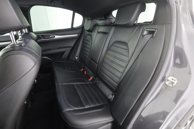ALFA ROMEO Stelvio usata 2