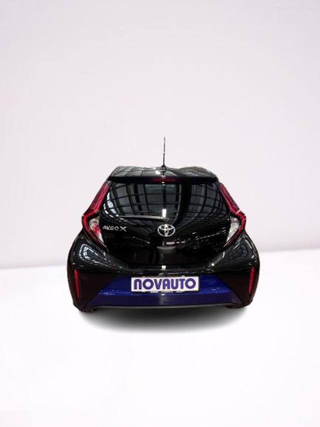 TOYOTA Aygo X usata, con Chiusura centralizzata