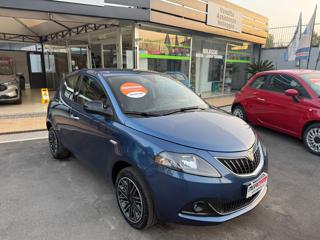 LANCIA Ypsilon usata, con Autoradio