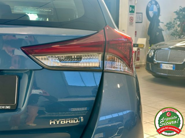 TOYOTA Auris Touring Sports usata, con Autoradio