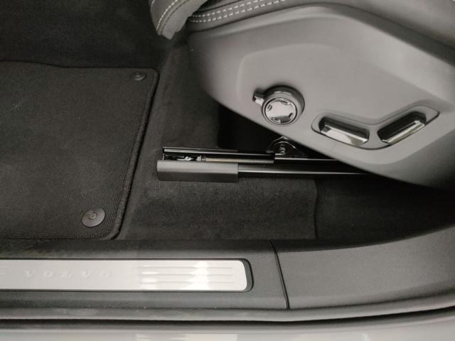 VOLVO XC60 usata, con Interni in pelle
