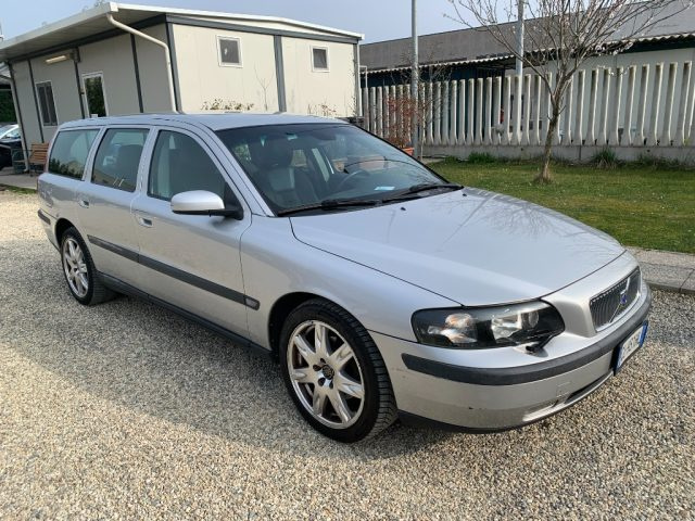 VOLVO V70 usata, con Airbag laterali